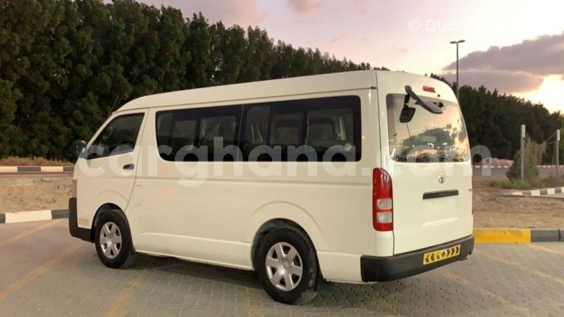 Big with watermark toyota hiace ashanti import dubai 38386