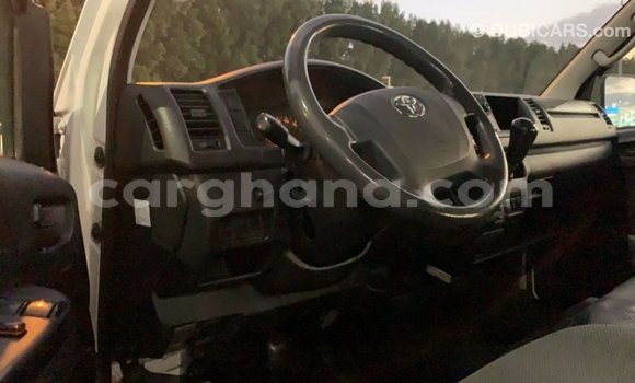 Ra Imported Toyota Hiace funfun Ọkọ̀ in Import - Dubai ni Ashanti Ra Imported Toyota Hiace funfun Ọkọ̀ in Import - Dubai ni Ashanti