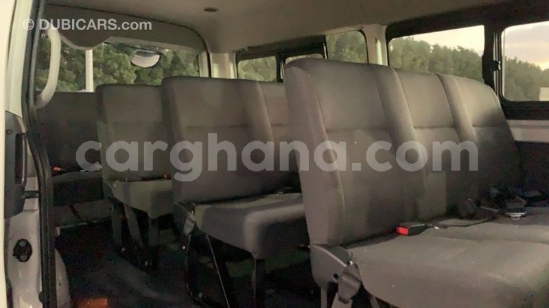 Big with watermark toyota hiace ashanti import dubai 38386