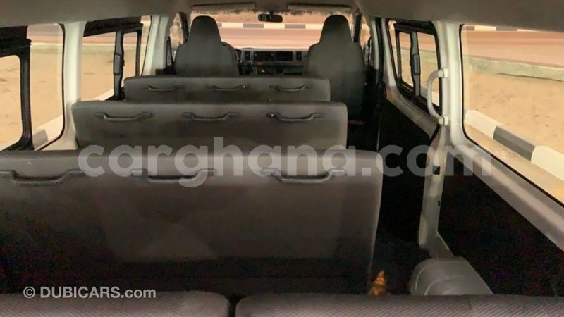 Big with watermark toyota hiace ashanti import dubai 38386