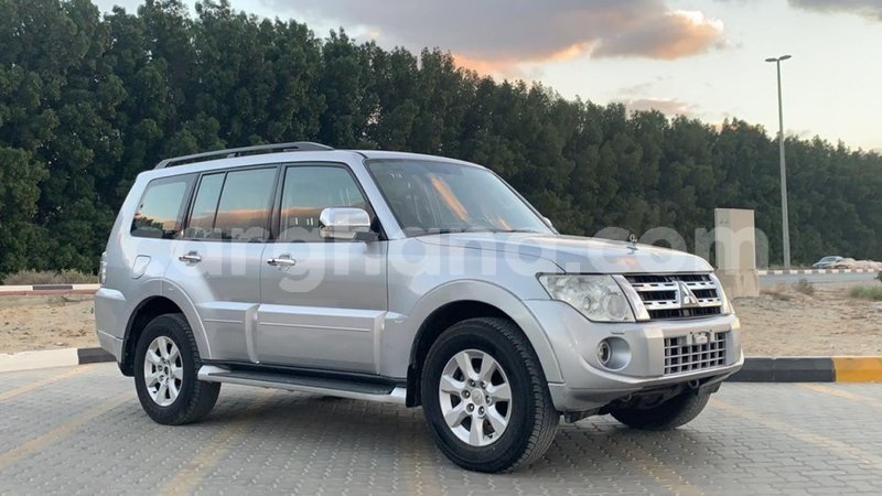 Big with watermark mitsubishi pajero ashanti import dubai 38387