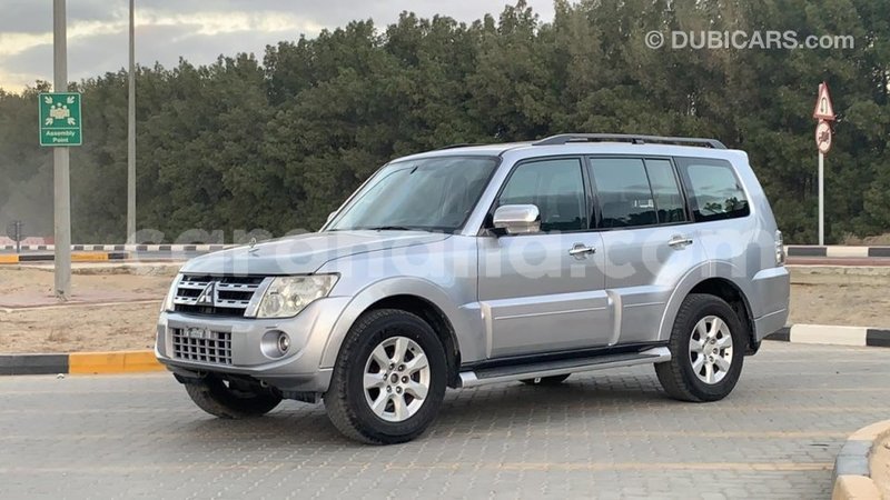 Big with watermark mitsubishi pajero ashanti import dubai 38387