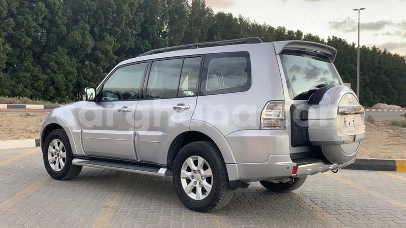 Big with watermark mitsubishi pajero ashanti import dubai 38387