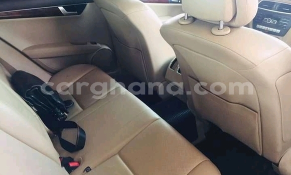 Sayi Na hannu Mercedes-Benz C250 coupe Black Mota in Accra a Greater Accra Sayi Na hannu Mercedes-Benz C250 coupe Black Mota in Accra a Greater Accra
