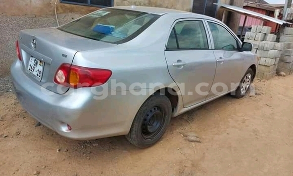 Ra Àlòkù Toyota Corolla Miiran Ọkọ̀ in Accra ni Greater Accra Ra Àlòkù Toyota Corolla Miiran Ọkọ̀ in Accra ni Greater Accra
