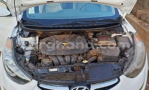 Sayi Na hannu Hyundai Elantra White Mota in Accra a Greater Accra Sayi Na hannu Hyundai Elantra White Mota in Accra a Greater Accra
