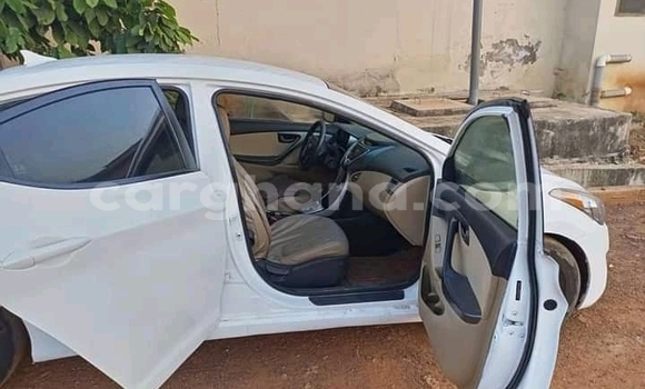 Sayi Na hannu Hyundai Elantra White Mota in Accra a Greater Accra Sayi Na hannu Hyundai Elantra White Mota in Accra a Greater Accra