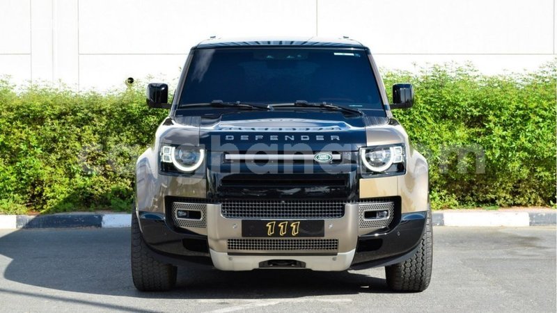 Big with watermark land rover defender ashanti import dubai 38427