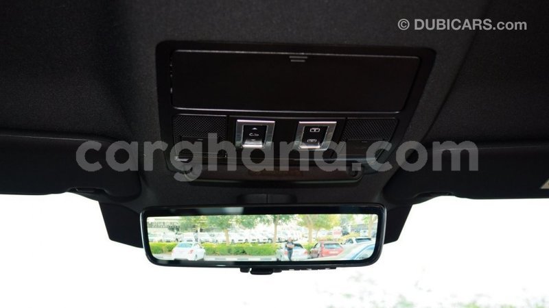 Big with watermark land rover defender ashanti import dubai 38427