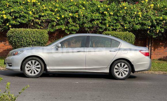 Buy Used Honda Accord Silver Car in Accra in Greater Accra Buy Used Honda Accord Silver Car in Accra in Greater Accra