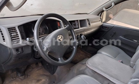 Buy Used Toyota Hiace White Car in Sekondi–Takoradi Metropolitan in Western Buy Used Toyota Hiace White Car in Sekondi–Takoradi Metropolitan in Western