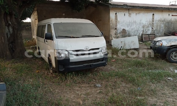 Buy Used Toyota Hiace White Car in Sekondi–Takoradi Metropolitan in Western Buy Used Toyota Hiace White Car in Sekondi–Takoradi Metropolitan in Western