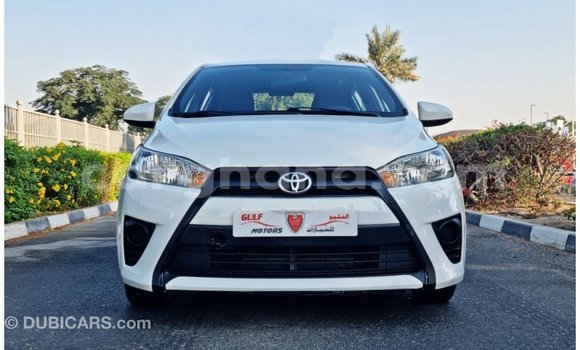 Ra Imported Toyota Yaris funfun Ọkọ̀ in Import - Dubai ni Ashanti Ra Imported Toyota Yaris funfun Ọkọ̀ in Import - Dubai ni Ashanti