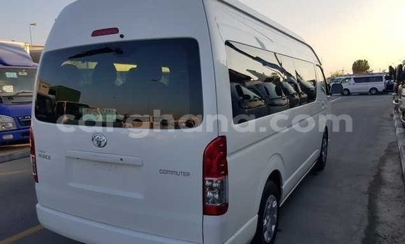 Sayi Na hannu Toyota Hiace White Mota in Accra a Greater Accra Sayi Na hannu Toyota Hiace White Mota in Accra a Greater Accra