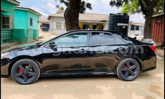 Sayi Na hannu Toyota Camry Black Mota in Accra a Greater Accra Sayi Na hannu Toyota Camry Black Mota in Accra a Greater Accra