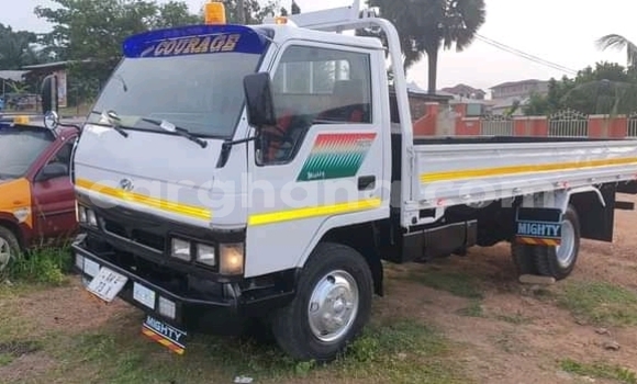 Buy Used Hyundai H200 Other Truck in Accra in Greater Accra