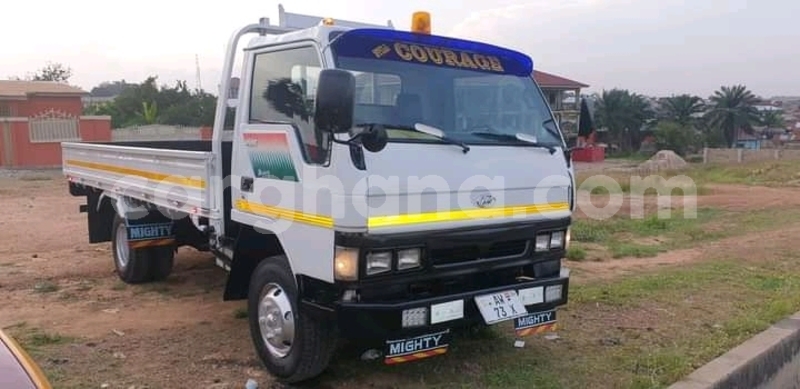 Big with watermark hyundai h200 greater accra accra 38474