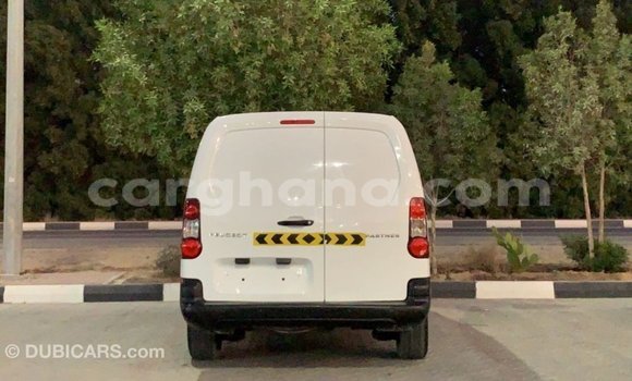 Ra Imported Peugeot Partner funfun Ọkọ̀ in Import - Dubai ni Ashanti Ra Imported Peugeot Partner funfun Ọkọ̀ in Import - Dubai ni Ashanti