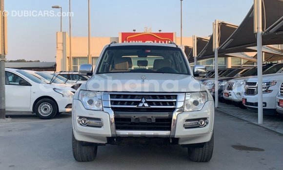 Ra Imported Mitsubishi Pajero funfun Ọkọ̀ in Import - Dubai ni Ashanti Ra Imported Mitsubishi Pajero funfun Ọkọ̀ in Import - Dubai ni Ashanti