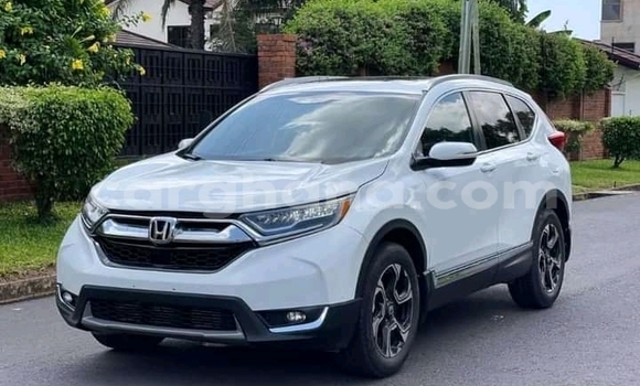 Sayi Na hannu Honda CR–V White Mota in Accra a Greater Accra Sayi Na hannu Honda CR–V White Mota in Accra a Greater Accra