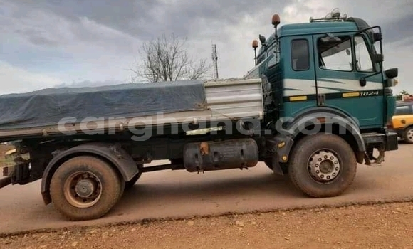 Sayi Na hannu Mercedes‒Benz Truck Sauran Babbar mota in Accra a Greater Accra Sayi Na hannu Mercedes‒Benz Truck Sauran Babbar mota in Accra a Greater Accra