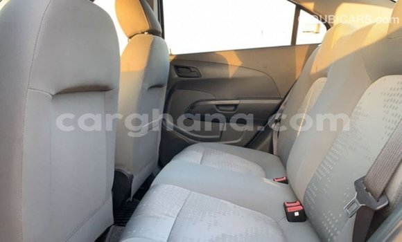 Ra Imported Chevrolet Aveo funfun Ọkọ̀ in Import - Dubai ni Ashanti Ra Imported Chevrolet Aveo funfun Ọkọ̀ in Import - Dubai ni Ashanti