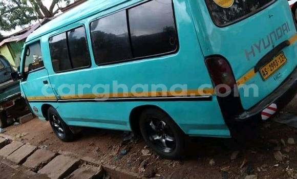 Ra Àlòkù Hyundai H200 Miiran Ọkọ̀ in Accra ni Greater Accra Ra Àlòkù Hyundai H200 Miiran Ọkọ̀ in Accra ni Greater Accra