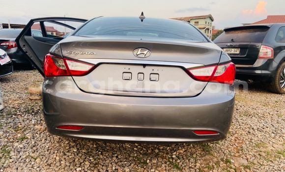 Sayi Imported Hyundai Sonata Azurfa Mota in Kumasi a Ashanti Sayi Imported Hyundai Sonata Azurfa Mota in Kumasi a Ashanti