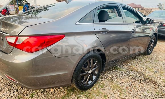 Sayi Imported Hyundai Sonata Azurfa Mota in Kumasi a Ashanti Sayi Imported Hyundai Sonata Azurfa Mota in Kumasi a Ashanti