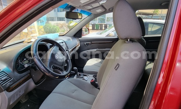 Sayi Na hannu Hyundai Santa Fe Red Mota in Accra a Greater Accra Sayi Na hannu Hyundai Santa Fe Red Mota in Accra a Greater Accra