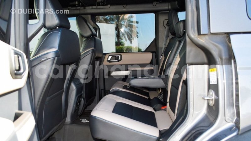 Big with watermark ford bronco ashanti import dubai 38580