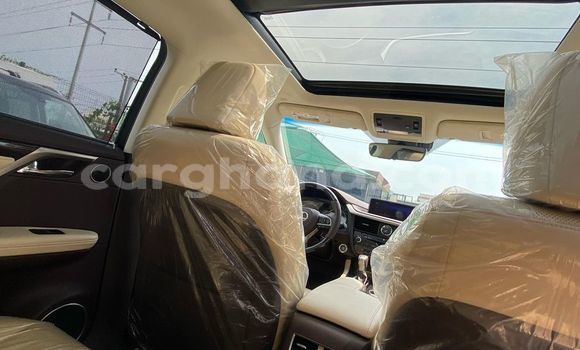 Ra Tuntun Lexus RX funfun Ọkọ̀ in Sekondi–Takoradi Metropolitan ni Oorun Ra Tuntun Lexus RX funfun Ọkọ̀ in Sekondi–Takoradi Metropolitan ni Oorun