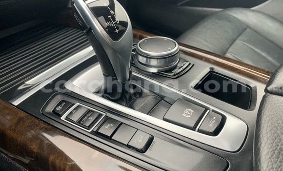 Sayi Na hannu BMW X5 White Mota in Girma a Upper East Sayi Na hannu BMW X5 White Mota in Girma a Upper East