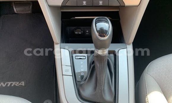 Sayi Na hannu Hyundai Elantra Black Mota in Girma a Upper East Sayi Na hannu Hyundai Elantra Black Mota in Girma a Upper East