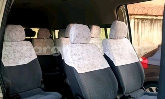 Ra Àlòkù Toyota Hiace Miiran Ọkọ̀ in Accra ni Greater Accra Ra Àlòkù Toyota Hiace Miiran Ọkọ̀ in Accra ni Greater Accra