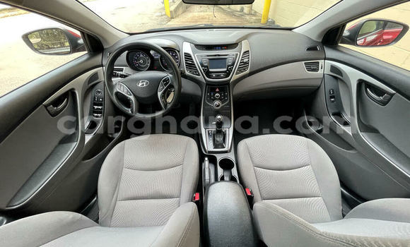 Sayi Na hannu Hyundai Elantra Red Mota in Girma a Upper East Sayi Na hannu Hyundai Elantra Red Mota in Girma a Upper East