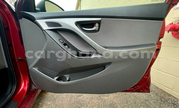 Sayi Na hannu Hyundai Elantra Red Mota in Girma a Upper East Sayi Na hannu Hyundai Elantra Red Mota in Girma a Upper East