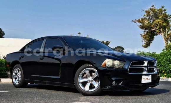 Ra Imported Dodge Charger Black Ọkọ̀ in Import - Dubai ni Ashanti