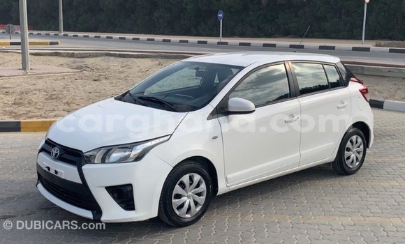 Sayi Imported Toyota Yaris White Mota in Import - Dubai a Ashanti Sayi Imported Toyota Yaris White Mota in Import - Dubai a Ashanti