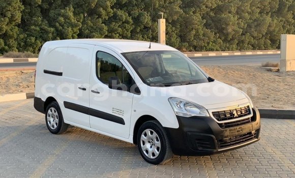 Ra Imported Peugeot Partner funfun Ọkọ̀ in Import - Dubai ni Ashanti Ra Imported Peugeot Partner funfun Ọkọ̀ in Import - Dubai ni Ashanti