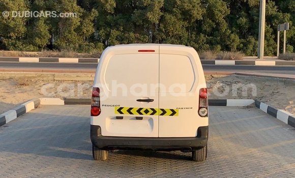 Ra Imported Peugeot Partner funfun Ọkọ̀ in Import - Dubai ni Ashanti Ra Imported Peugeot Partner funfun Ọkọ̀ in Import - Dubai ni Ashanti