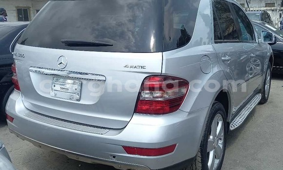 Sayi Na hannu Mercedes‒Benz ML–Class Azurfa Mota in Tema a Greater Accra Sayi Na hannu Mercedes‒Benz ML–Class Azurfa Mota in Tema a Greater Accra