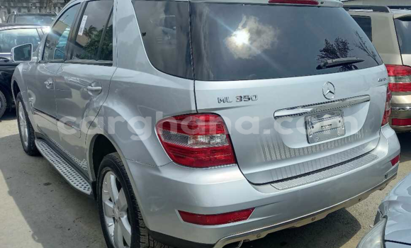 Sayi Na hannu Mercedes‒Benz ML–Class Azurfa Mota in Tema a Greater Accra Sayi Na hannu Mercedes‒Benz ML–Class Azurfa Mota in Tema a Greater Accra