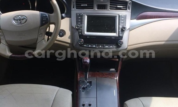 Buy Used Toyota Avalon Black Car in Tema in Greater Accra