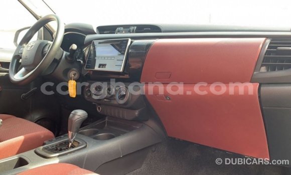 Ra Imported Toyota Hilux funfun Ọkọ̀ in Import - Dubai ni Ashanti Ra Imported Toyota Hilux funfun Ọkọ̀ in Import - Dubai ni Ashanti