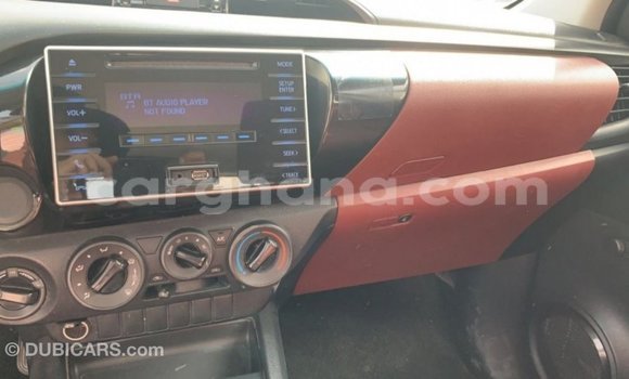 Ra Imported Toyota Hilux funfun Ọkọ̀ in Import - Dubai ni Ashanti Ra Imported Toyota Hilux funfun Ọkọ̀ in Import - Dubai ni Ashanti