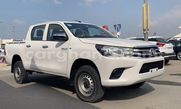 Buy Import Toyota Hilux White Car in Import - Dubai in Ashanti Buy Import Toyota Hilux White Car in Import - Dubai in Ashanti