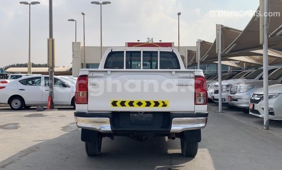 Buy Import Toyota Hilux White Car in Import - Dubai in Ashanti Buy Import Toyota Hilux White Car in Import - Dubai in Ashanti