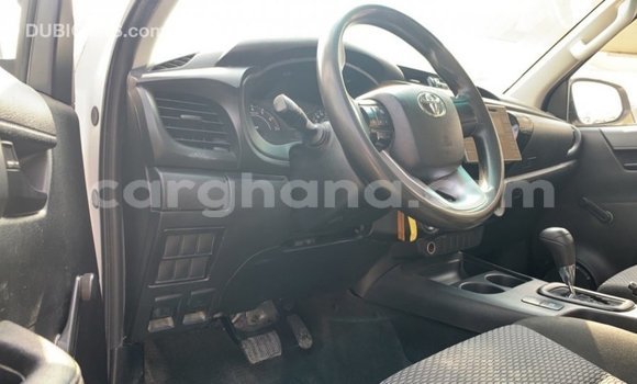 Buy Import Toyota Hilux White Car in Import - Dubai in Ashanti Buy Import Toyota Hilux White Car in Import - Dubai in Ashanti