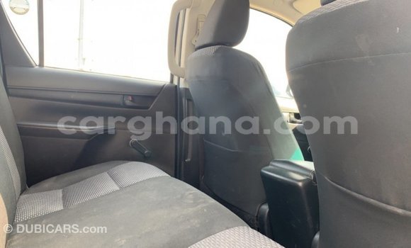Buy Import Toyota Hilux White Car in Import - Dubai in Ashanti Buy Import Toyota Hilux White Car in Import - Dubai in Ashanti